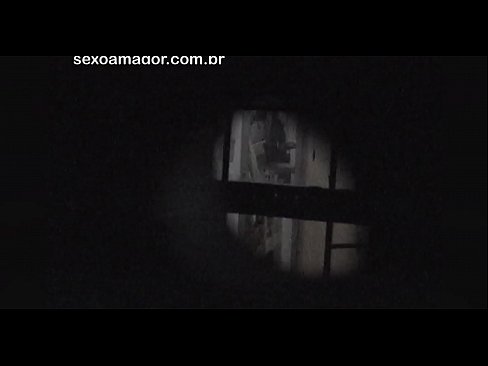 ❤️ Blondie dirakam video secara rahsia oleh intip kawasan kejiranan yang tersembunyi di sebalik batu bata kosong ️ Lucah dubur di lucah ms.sexvideogif.ru